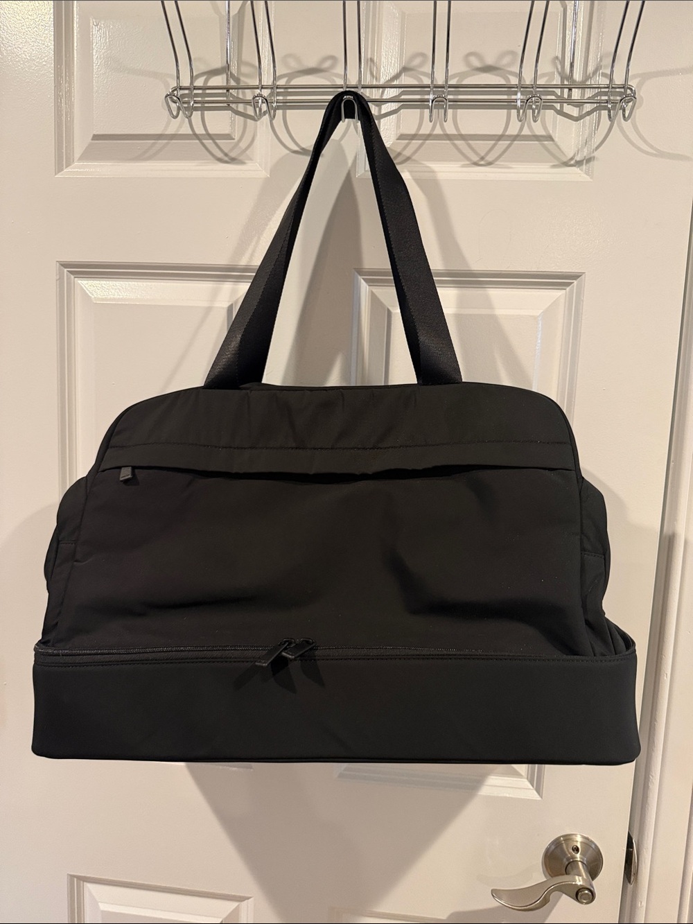 Away Featherlight Weekender Travel Bag - Picture 4 of 5